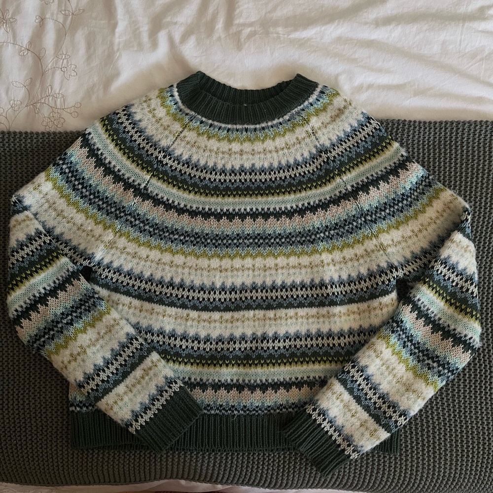 American Eagle Sweater NWOT